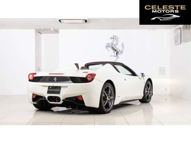 FERRARI 458 Spider 2012 — photo 2 sur 8