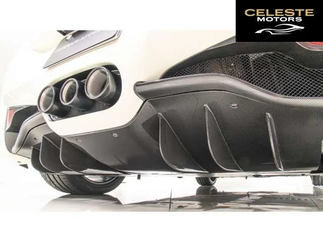 FERRARI 458 Spider 2012 — photo 8 sur 8
