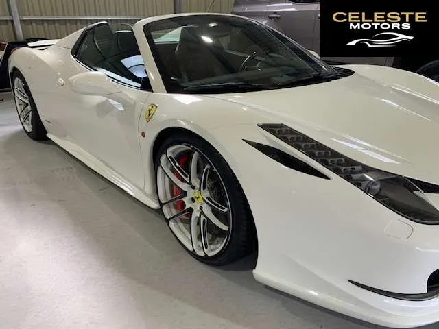 FERRARI 458 Spider 2013 — photo 4 sur 8
