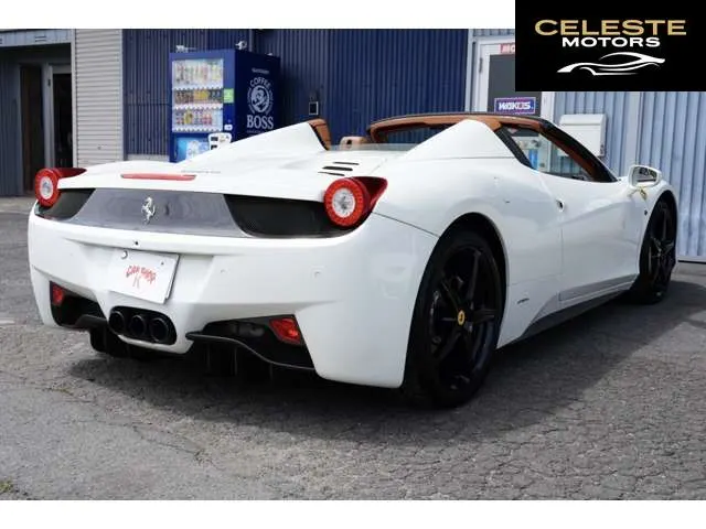 FERRARI 458 Italia 2013 — photo 3 sur 8