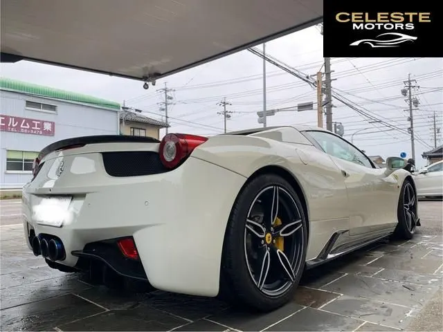 FERRARI 458 Spider 2013 — photo 7 sur 8