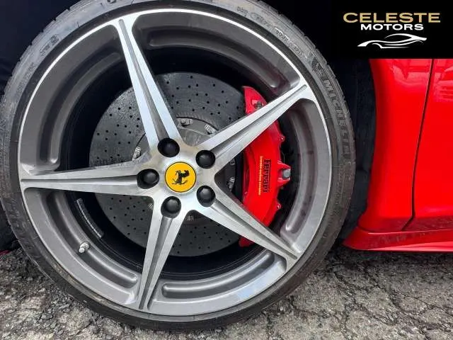 FERRARI 458 Spider 2014 — photo 8 sur 8