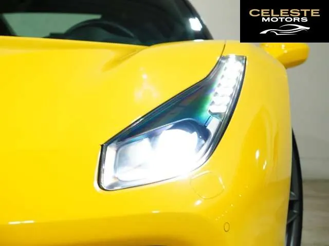 FERRARI 488 GTB 2017 — photo 6 sur 8