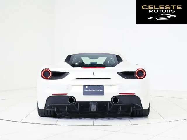 FERRARI 488 GTB 2016 — photo 5 sur 8