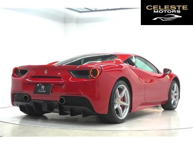 FERRARI 488 GTB 2017 — photo 1 sur 8