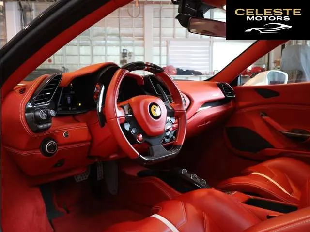 FERRARI 488 GTB 2017 — photo 8 sur 8