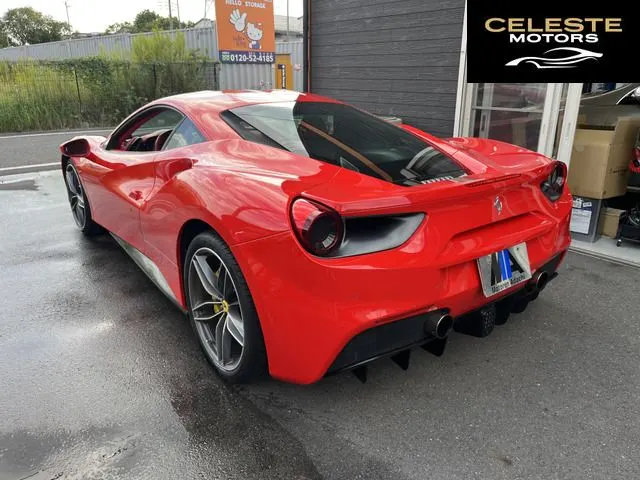 FERRARI 488 GTB 2016 — photo 2 sur 8