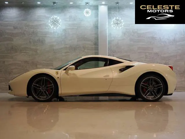 FERRARI 488 GTB 2016 — photo 2 sur 8
