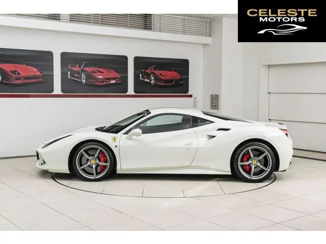 FERRARI 488 GTB 2016 — photo 5 sur 8