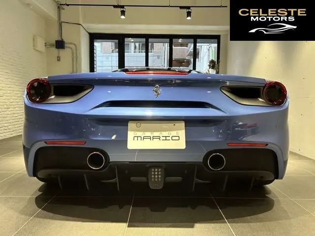 FERRARI 488 GTB 2018 — photo 6 sur 8