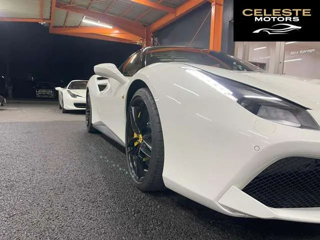 FERRARI 488 GTB 2017 — photo 6 sur 8