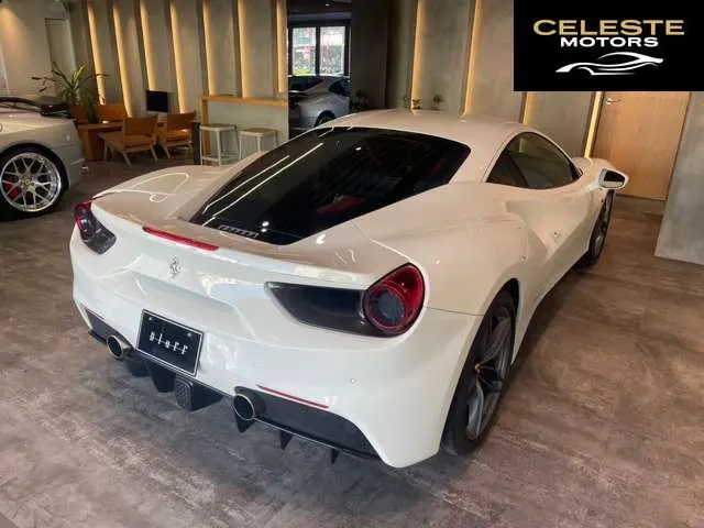 FERRARI 488 GTB 2017 — photo 6 sur 8