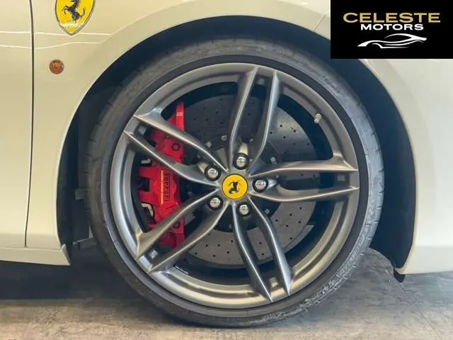 FERRARI 488 GTB 2017 — photo 8 sur 8