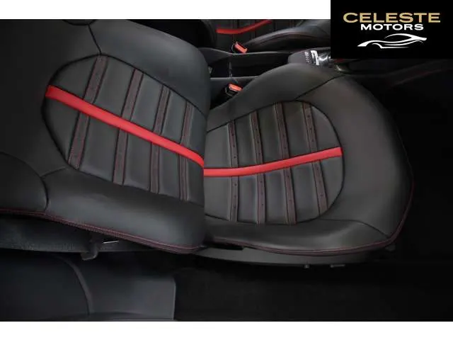FERRARI 488 GTB 2018 — photo 5 sur 8