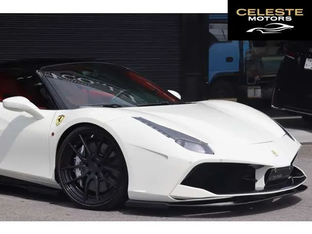 FERRARI 488 GTB 2016 — photo 3 sur 8