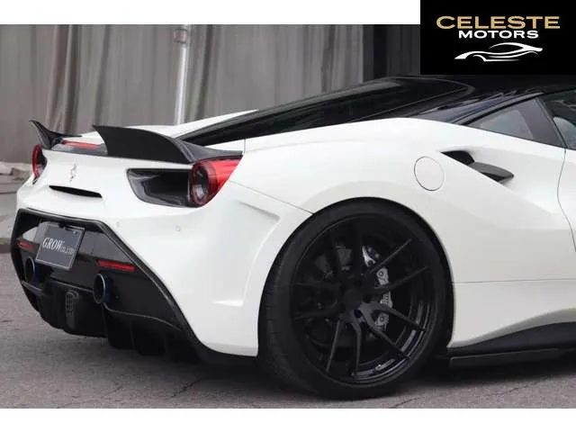 FERRARI 488 GTB 2016 — photo 5 sur 8