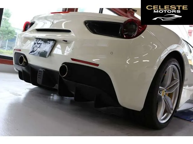 FERRARI 488 GTB 2018 — photo 4 sur 8
