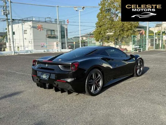 FERRARI 488 GTB 2016 — photo 3 sur 8