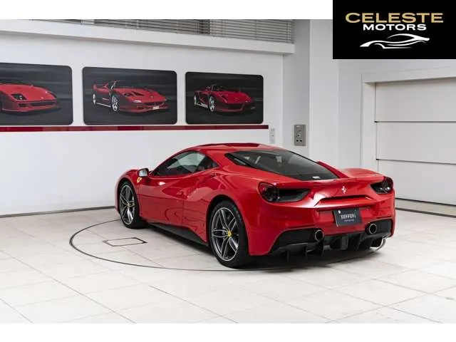 FERRARI 488 GTB 2016 — photo 3 sur 8