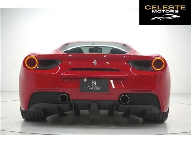 FERRARI 488 GTB 2017 — photo 2 sur 8