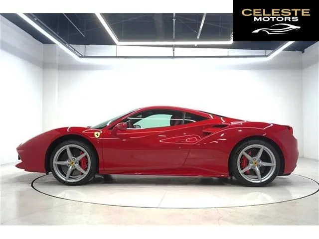FERRARI 488 GTB 2017 — photo 4 sur 8