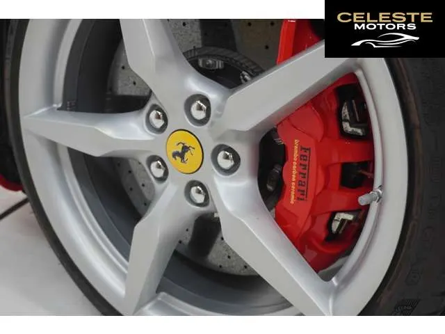 FERRARI 488 GTB 2017 — photo 8 sur 8