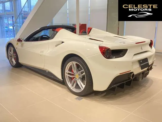 FERRARI 488 Spider 2016 — photo 8 sur 8