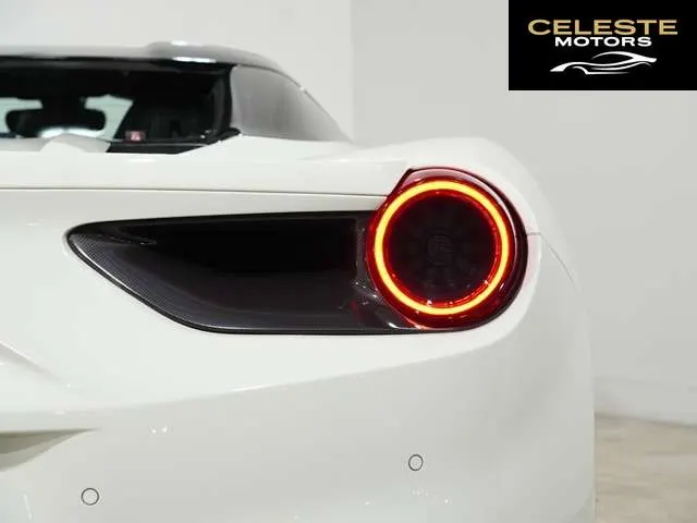 FERRARI 488 Spider 2017 — photo 7 sur 8