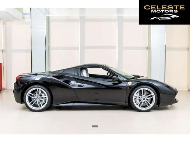 FERRARI 488 Spider 2016 — photo 4 sur 8