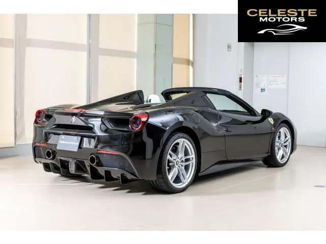 FERRARI 488 Spider 2016 — photo 5 sur 8