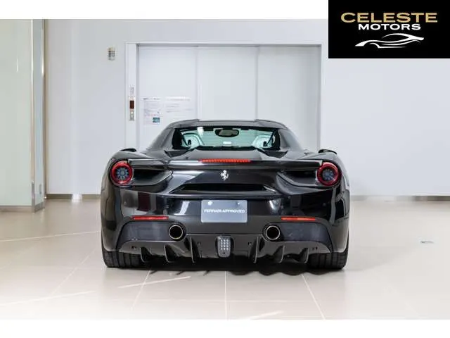 FERRARI 488 Spider 2016 — photo 6 sur 8