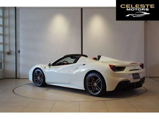 FERRARI 488 Spider 2017 — photo 3 sur 8