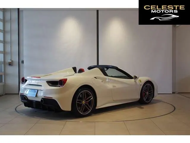 FERRARI 488 Spider 2017 — photo 5 sur 8