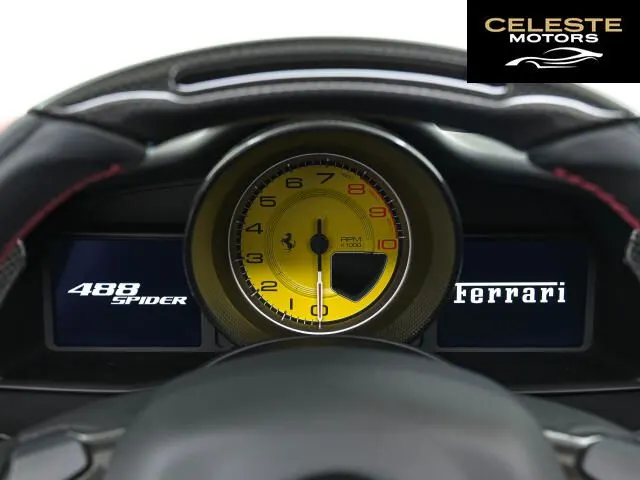 FERRARI 488 Spider 2019 — photo 8 sur 8