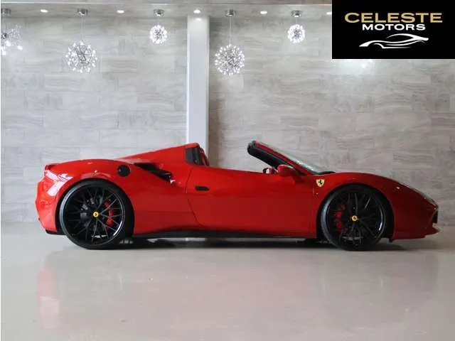 FERRARI 488 Spider 2017 — photo 6 sur 8