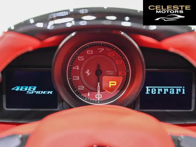 FERRARI 488 Spider 2019 — photo 8 sur 8