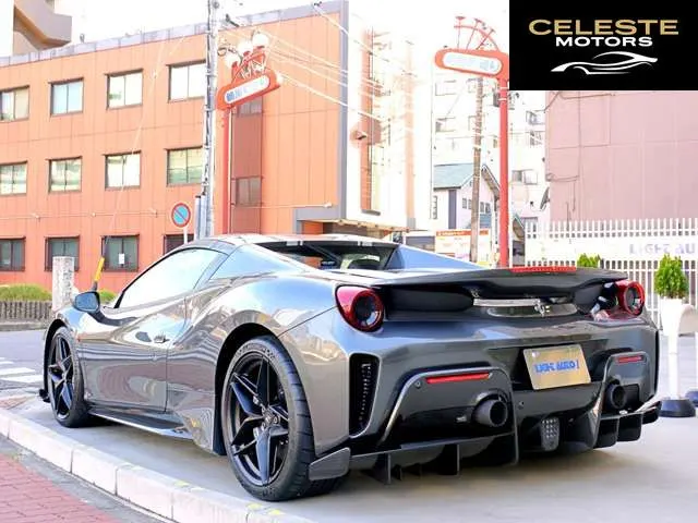 FERRARI 488 Pista Spider 2020 — photo 4 sur 8