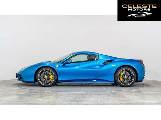 FERRARI 488 Spider 2017 — photo 4 sur 8