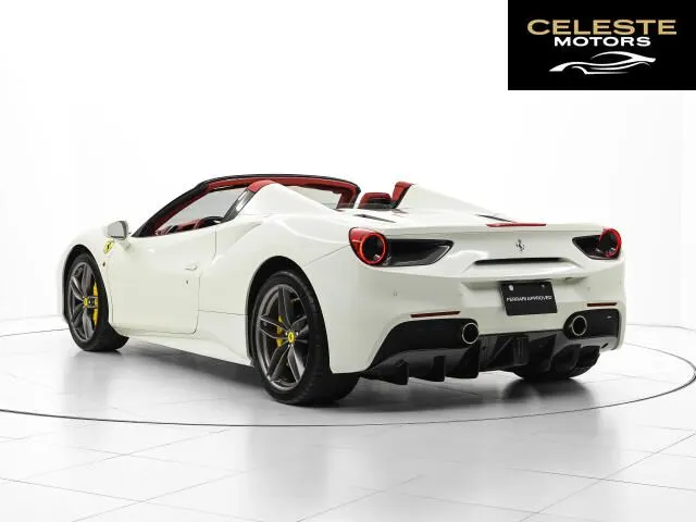 FERRARI 488 Spider 2018 — photo 3 sur 8