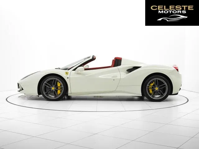 FERRARI 488 Spider 2018 — photo 4 sur 8