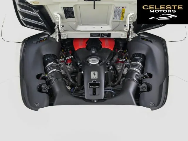 FERRARI 488 Spider 2018 — photo 6 sur 8