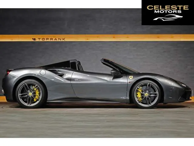 FERRARI 488 Spider 2018 — photo 2 sur 8
