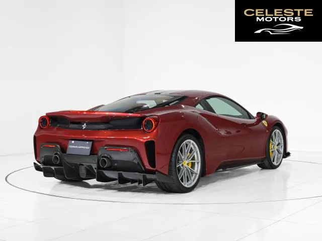FERRARI 488 Pista 2020 — photo 4 sur 8