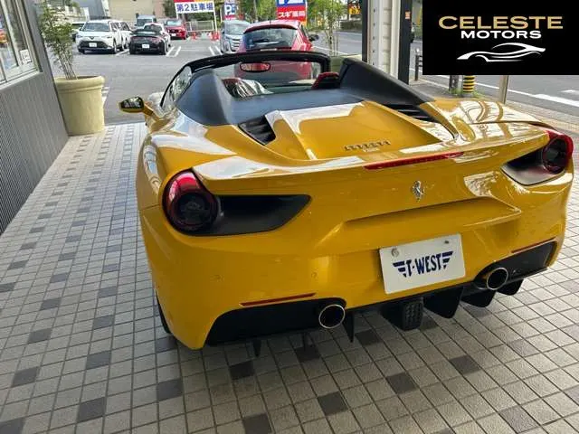 FERRARI 488 Spider 2017 — photo 3 sur 8