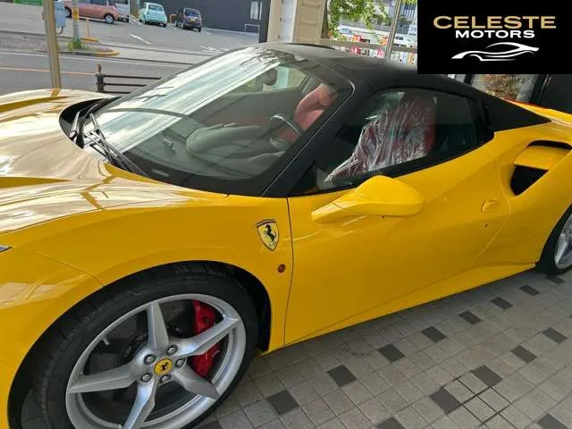 FERRARI 488 Spider 2017 — photo 6 sur 8