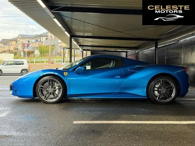FERRARI 488 Spider 2017 — photo 4 sur 8