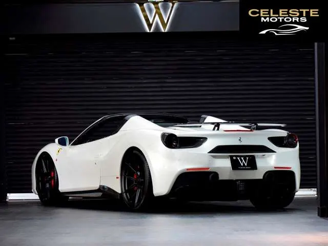 FERRARI 488 Spider 2016 — photo 6 sur 8