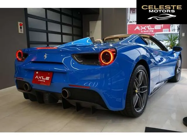 FERRARI 488 Spider 2018 — photo 2 sur 8