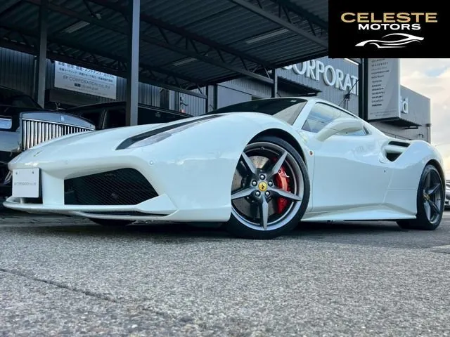FERRARI 488 Spider 2017 — photo 2 sur 8