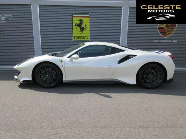 FERRARI 488 Pista 2020 — photo 5 sur 8